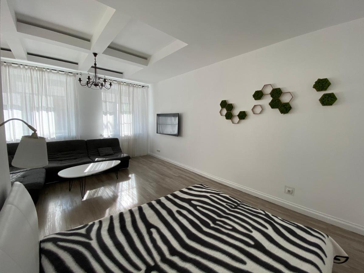 Bright Apartment Gomel Eksteriør bilde
